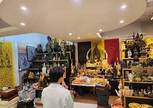 墓地血咒<a href=https://www.tgqjwang.com/ target=_blank class=infotextkey>情降</a>有效果吗